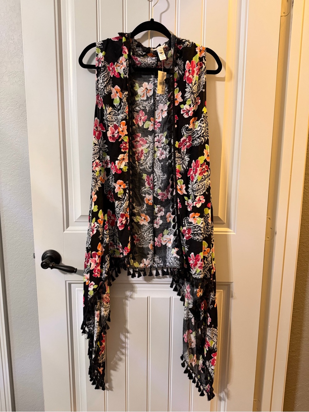 Floral Sleeveless Open Cardigan Vest - Black with Pink Floral